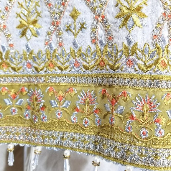 Large Pakistani Fancy Embroidered Jacquard Cotton Broshia Banarsi Shalwar Kameez - Picture 11 of 11